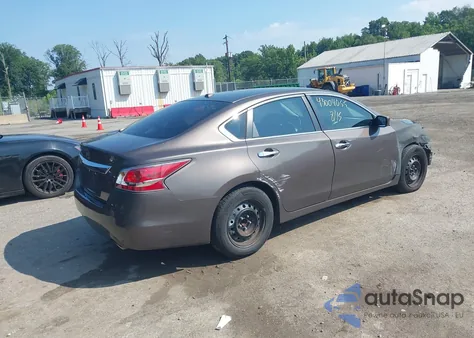 2015 Nissan Altima 2.5/2.5 S/2.5 Sl/2.5 Sv из США, поврежденный, VIN 1N4AL3AP2FN883593